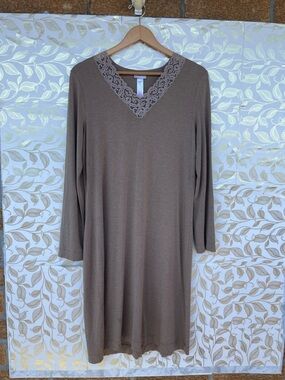 Hanro Luxury Lace Trim Sleep Dress | Minimalist Loungewear | Taupe M